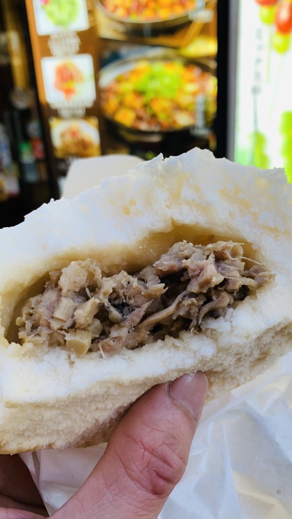 横浜中華街の福臨閣の肉まん